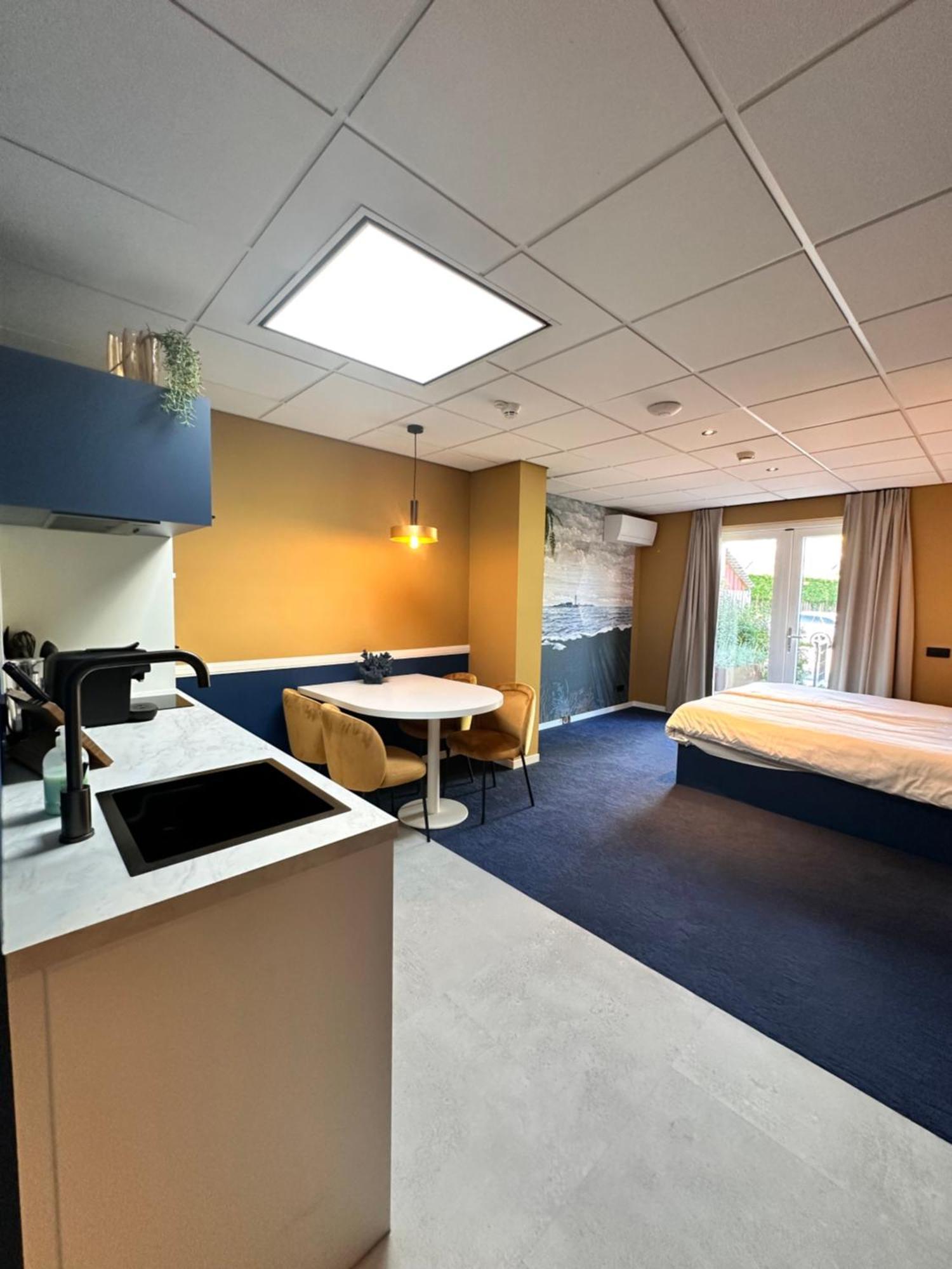Hotel Brasserie Smits Wemeldinge Esterno foto